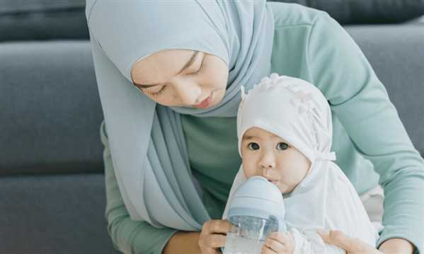 چگونه چربی شیر مادر را افزایش دهیم؟